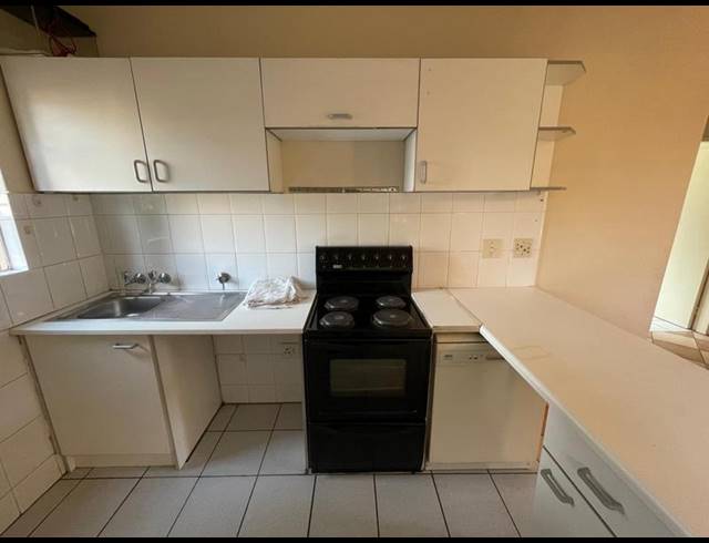 2 BEDROOM PROPERTY TO RENT IN POMONA